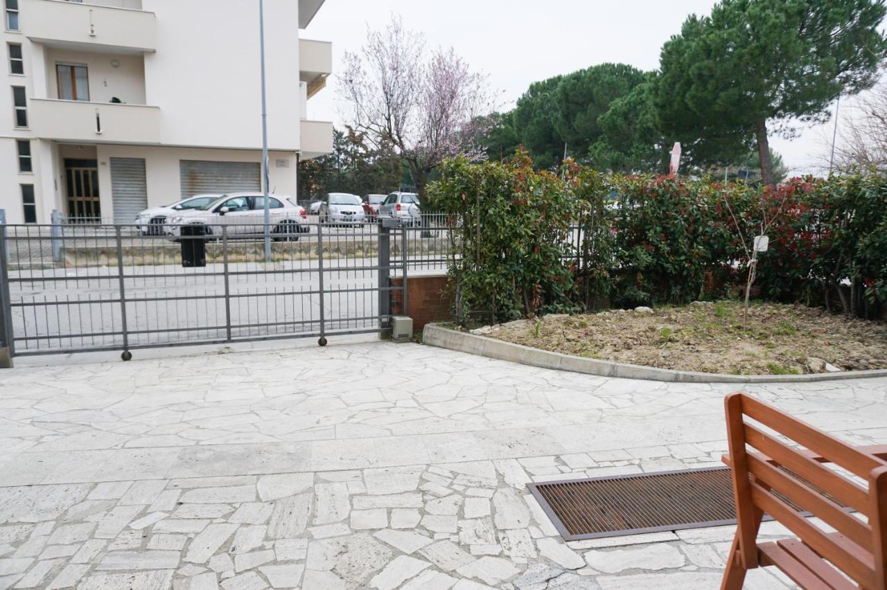 Al Mare Da Nonna Me' Apartment Porto Sant'Elpidio Exterior photo